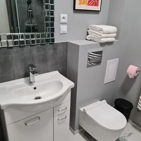 アパート Merlin *